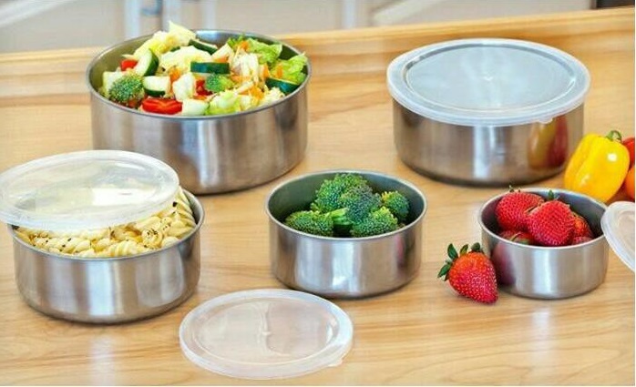 ۱۴ مواد غذایی و روش‌های اشتباه نگهداری از آنها